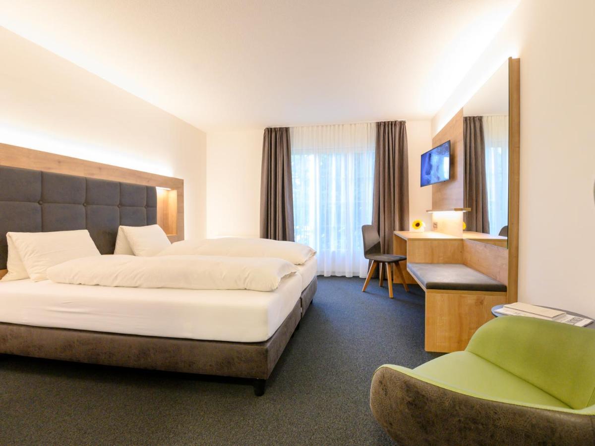 Romantik Hotel & Restaurant Sternen Kriegstetten Экстерьер фото